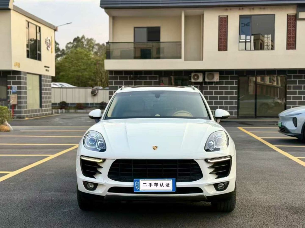 2015年12月保時(shí)捷 Macan 