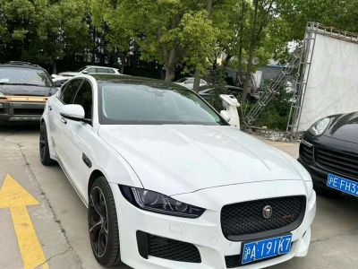 2018年11月 捷豹 XE 2.0T 300PS 四驱R-Sport运动版图片