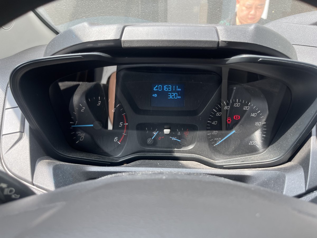 2019年12月福特 全順  2017款 2.0T柴油多功能商用車短軸低頂國V