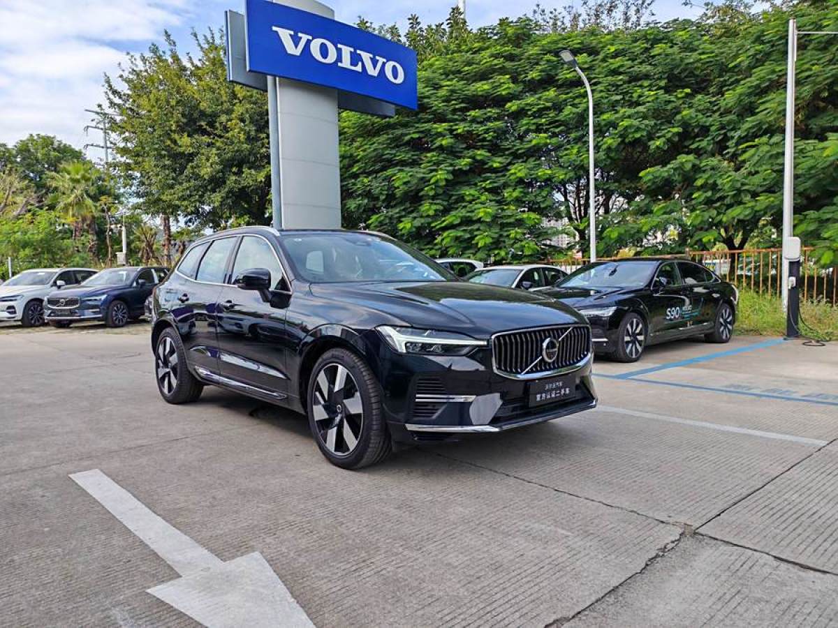 沃爾沃 XC60新能源  2024款 T8 插電混動(dòng) 長(zhǎng)續(xù)航四驅(qū)智雅豪華版圖片