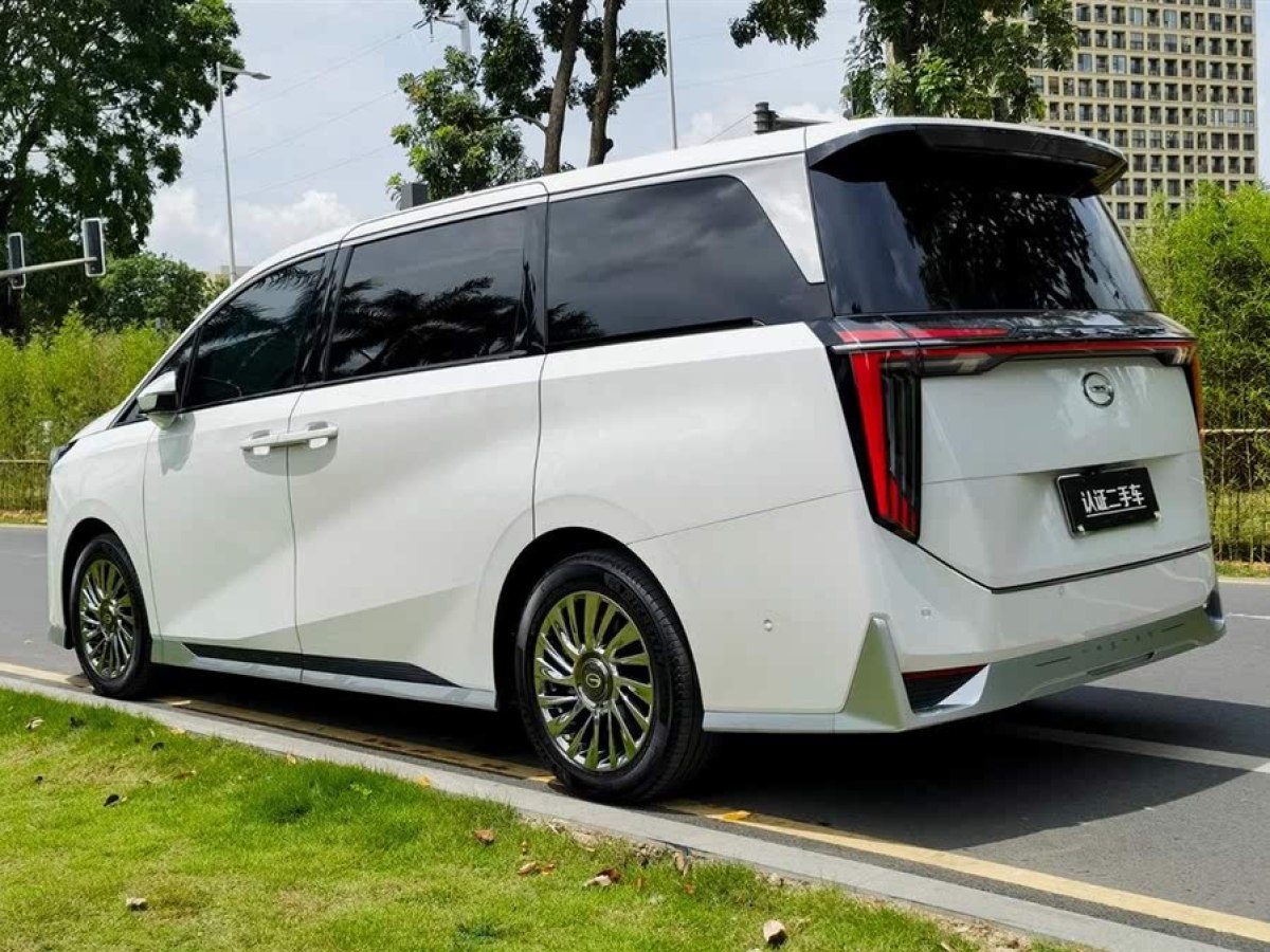 廣汽傳祺 M8  2024款 宗師系列 400T 先鋒版圖片