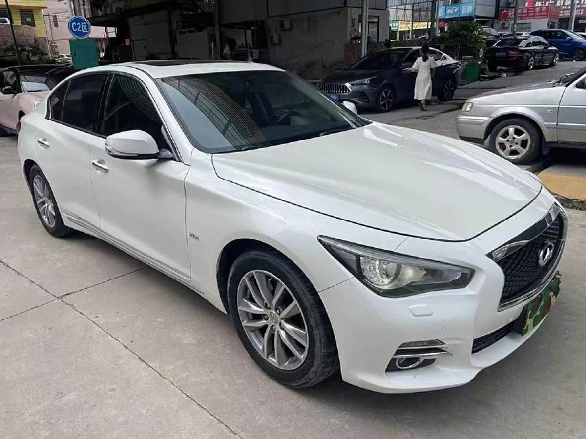 英菲尼迪 Q50L  2016款 2.0T 悅享版圖片