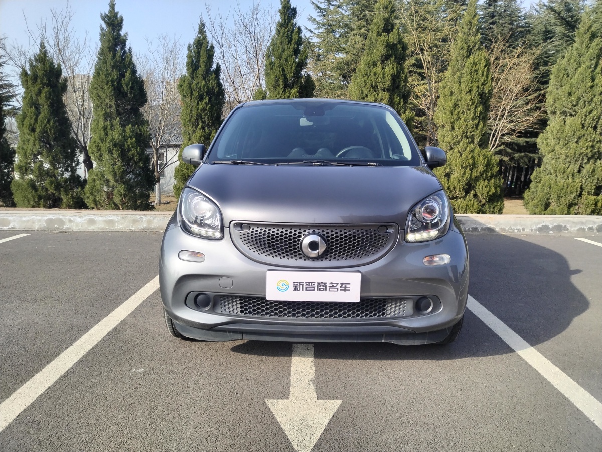 smart forfour  2018款 1.0L 52千瓦激情版圖片