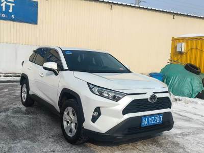 2022年7月 豐田 RAV4榮放 2.0L CVT兩驅(qū)都市版圖片