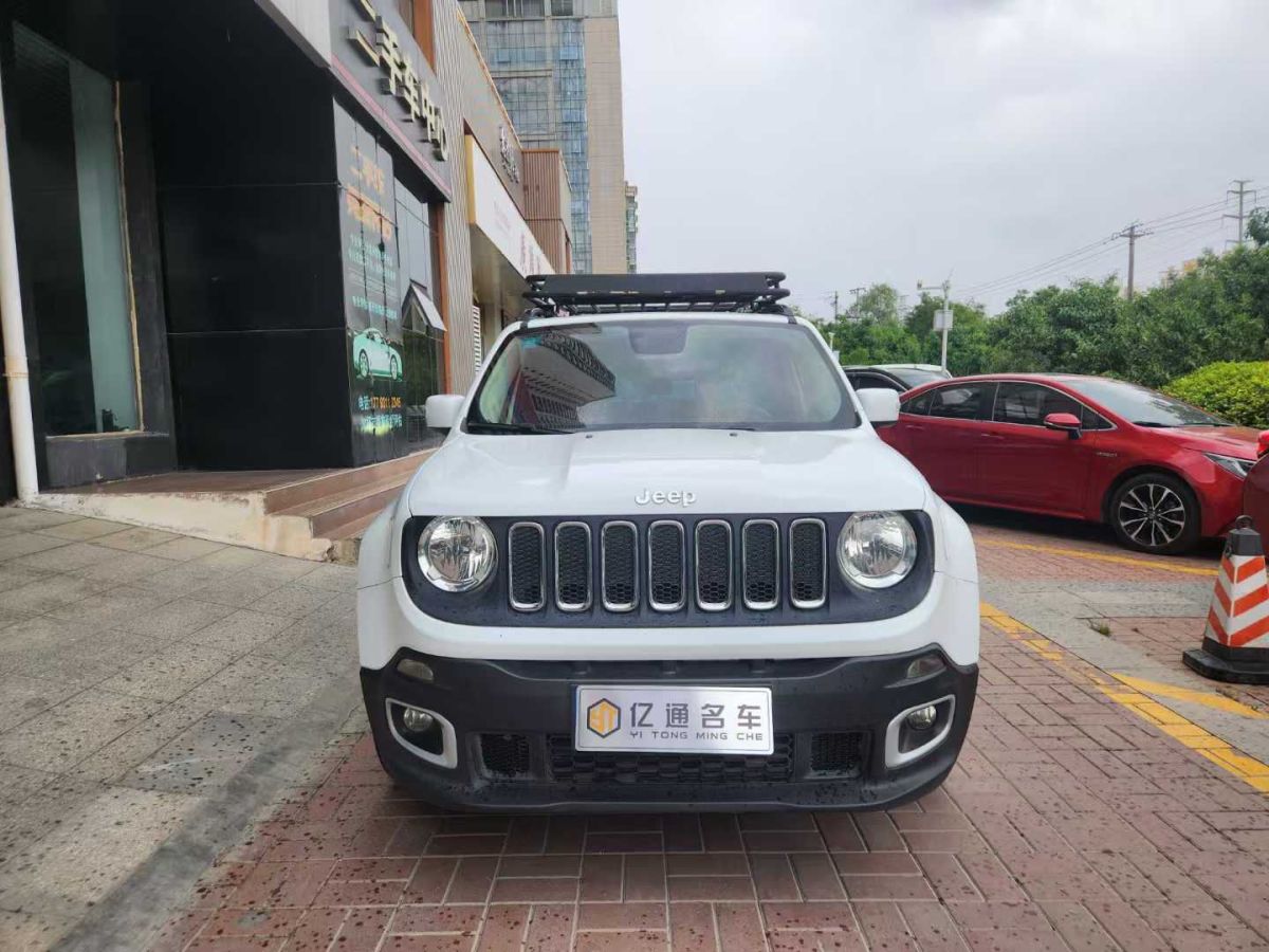 Jeep 自由俠  2019款 220T 自動(dòng)四驅(qū)精英版圖片
