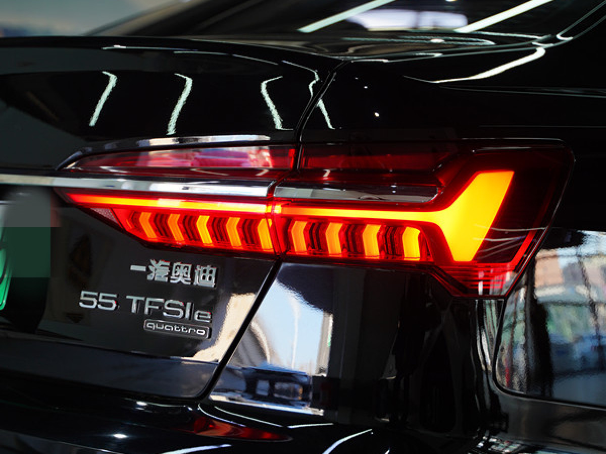 奧迪 奧迪A6L新能源  2020款 55 TFSI e quattro圖片