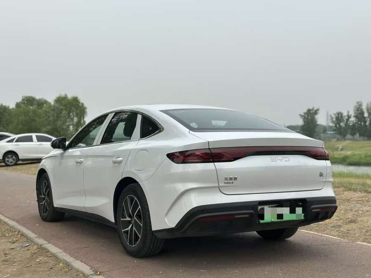 比亞迪 秦L  2024款 DM-i 120KM超越型圖片