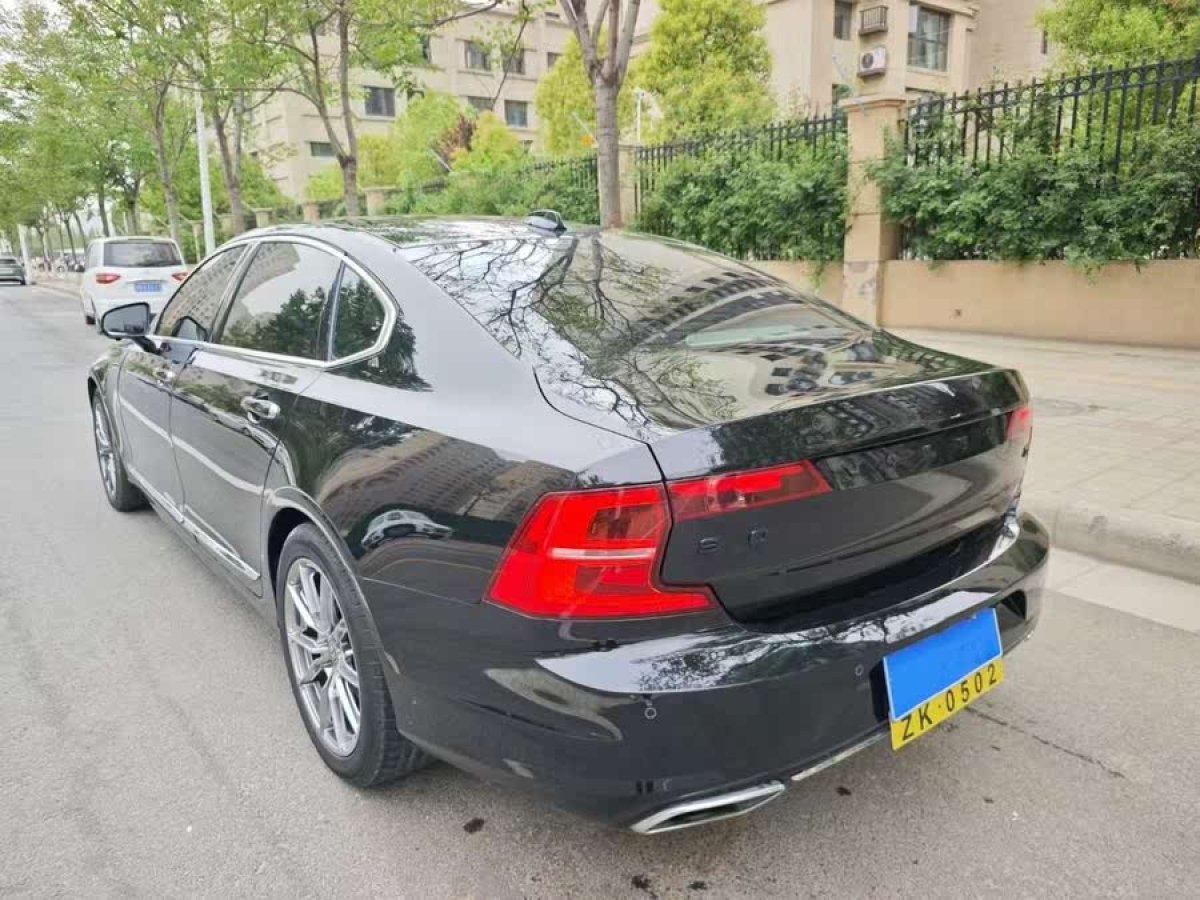 沃爾沃 S90  2020款 改款 T5 智逸豪華版圖片