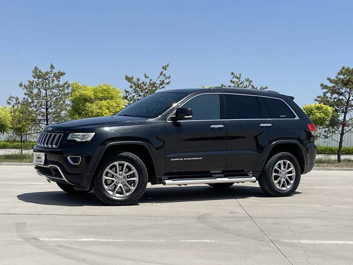 Jeep 大切諾基  2014款 3.6L 精英導(dǎo)航版圖片