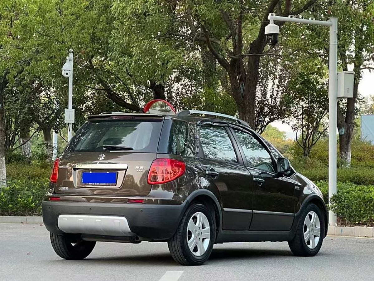 鈴木 天語 SX4  2012款 1.6L 自動(dòng)銳騎型圖片