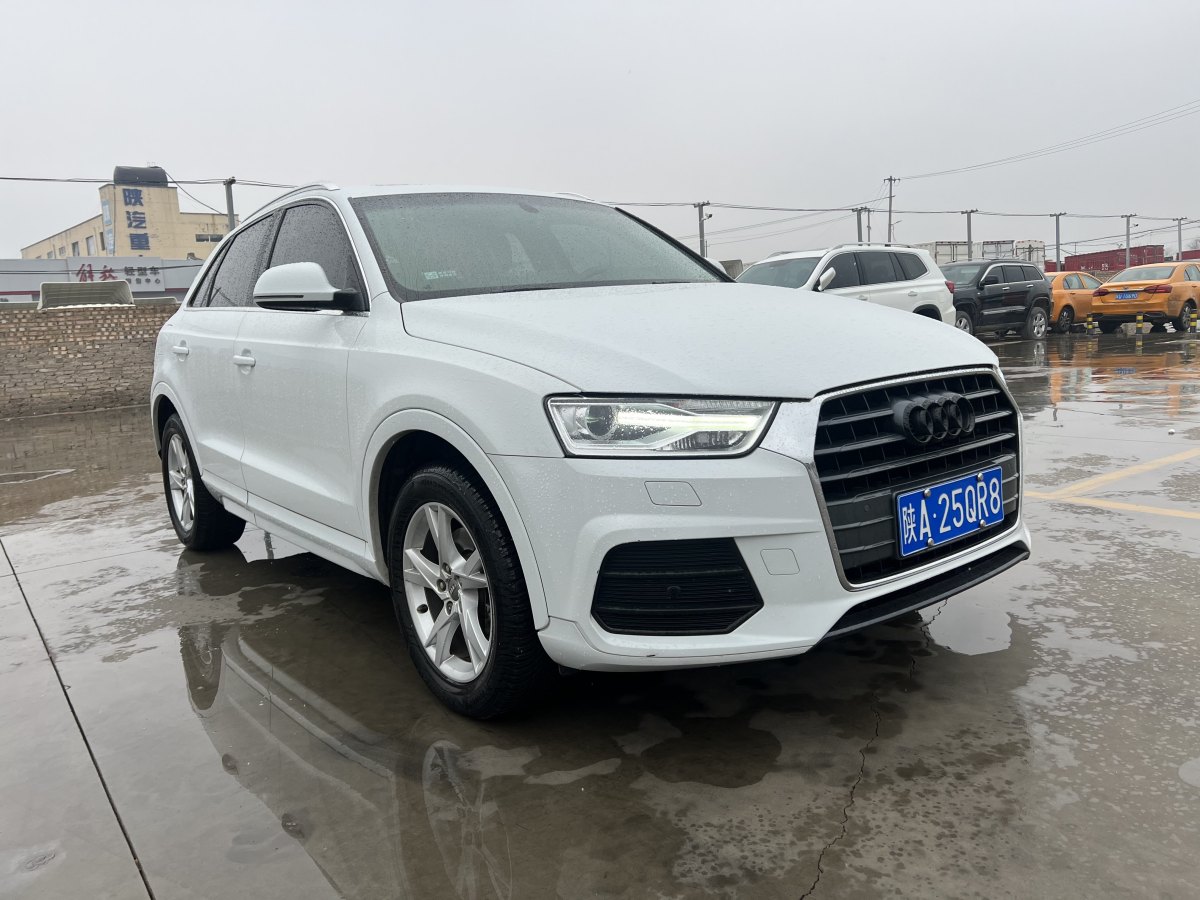 奧迪 奧迪Q3  2017款 30 TFSI 時(shí)尚型圖片