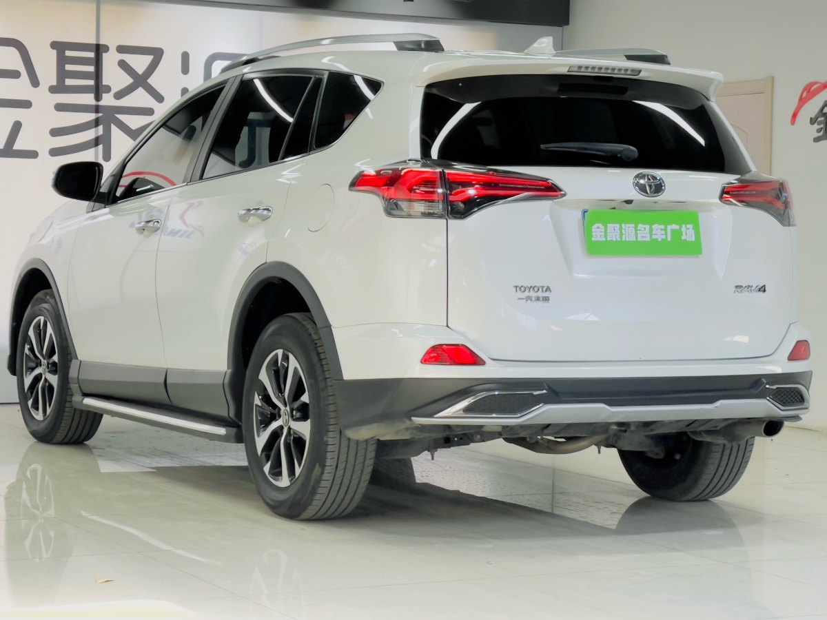 2017年1月豐田 RAV4  2016款 榮放 2.0L CVT兩驅舒適版