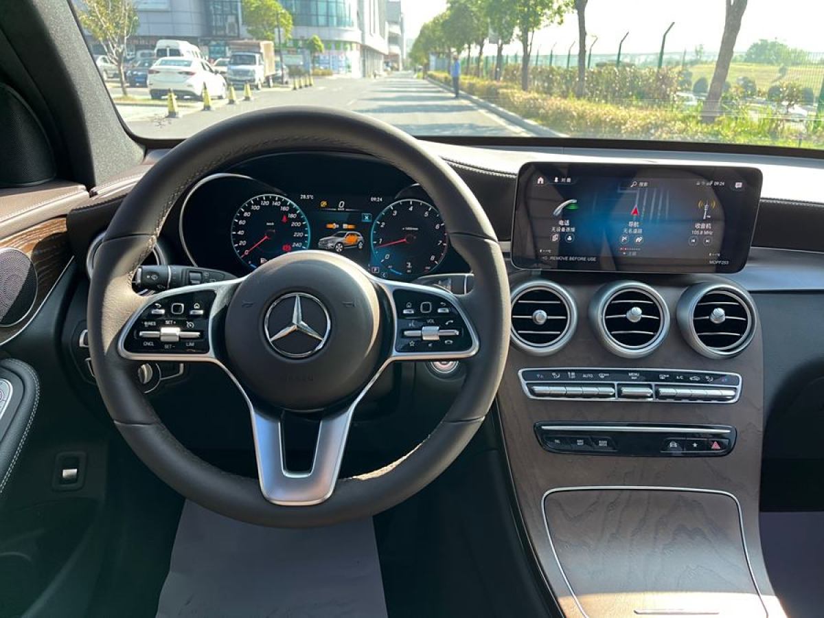 奔馳 奔馳GLC  2022款 改款 GLC 300 L 4MATIC 動(dòng)感型臻藏版圖片