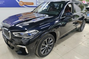 宝马X5 宝马 xDrive 30Li 尊享型M运动套装