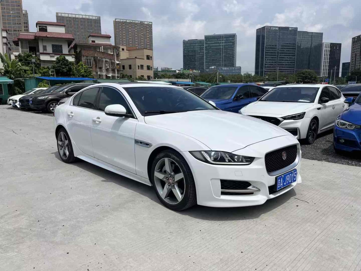 捷豹 XE  2015款 2.0T 200PS R-Sport图片