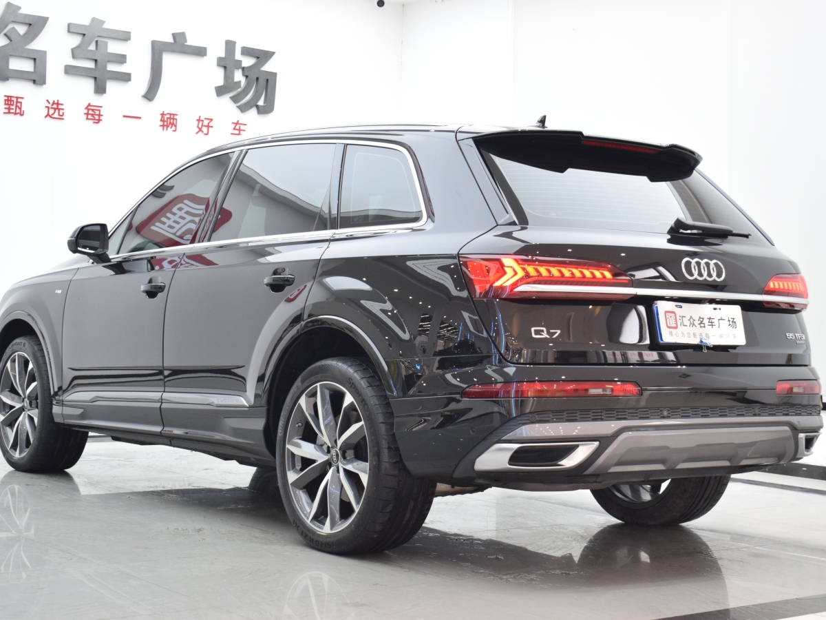 奧迪 奧迪Q7  2023款 55 TFSI quattro S line運動型圖片