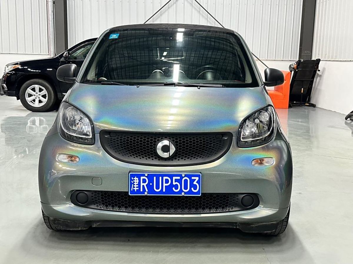 smart fortwo  2015款 1.0L 52千瓦硬頂靈動(dòng)版圖片