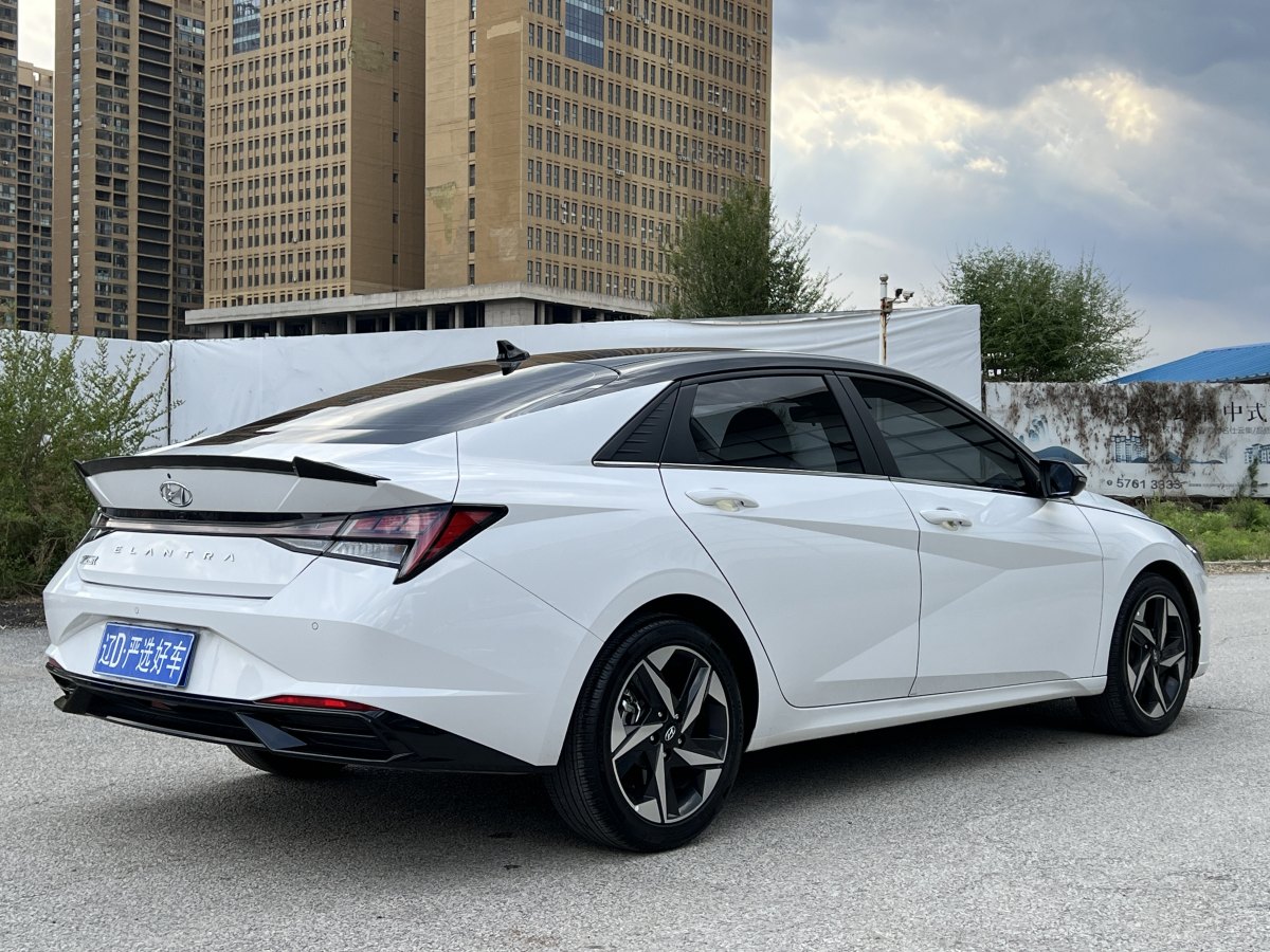 現(xiàn)代 伊蘭特  2022款 1.5L CVT LUX尊貴版圖片