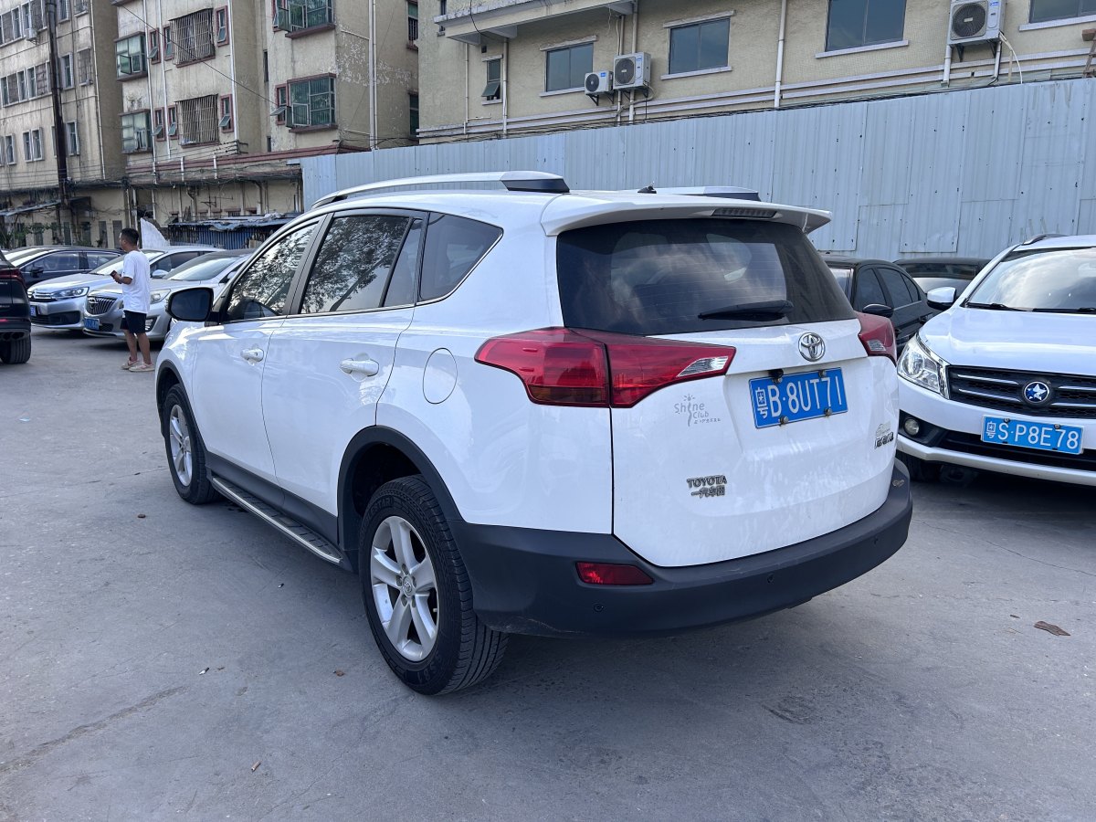 2013年10月豐田 RAV4  2018款 榮放 2.0L CVT兩驅(qū)都市版