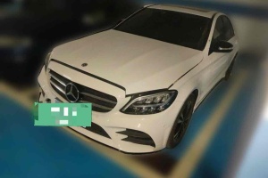 奔馳C級(jí) 奔馳 改款 C 260 L 運(yùn)動(dòng)版