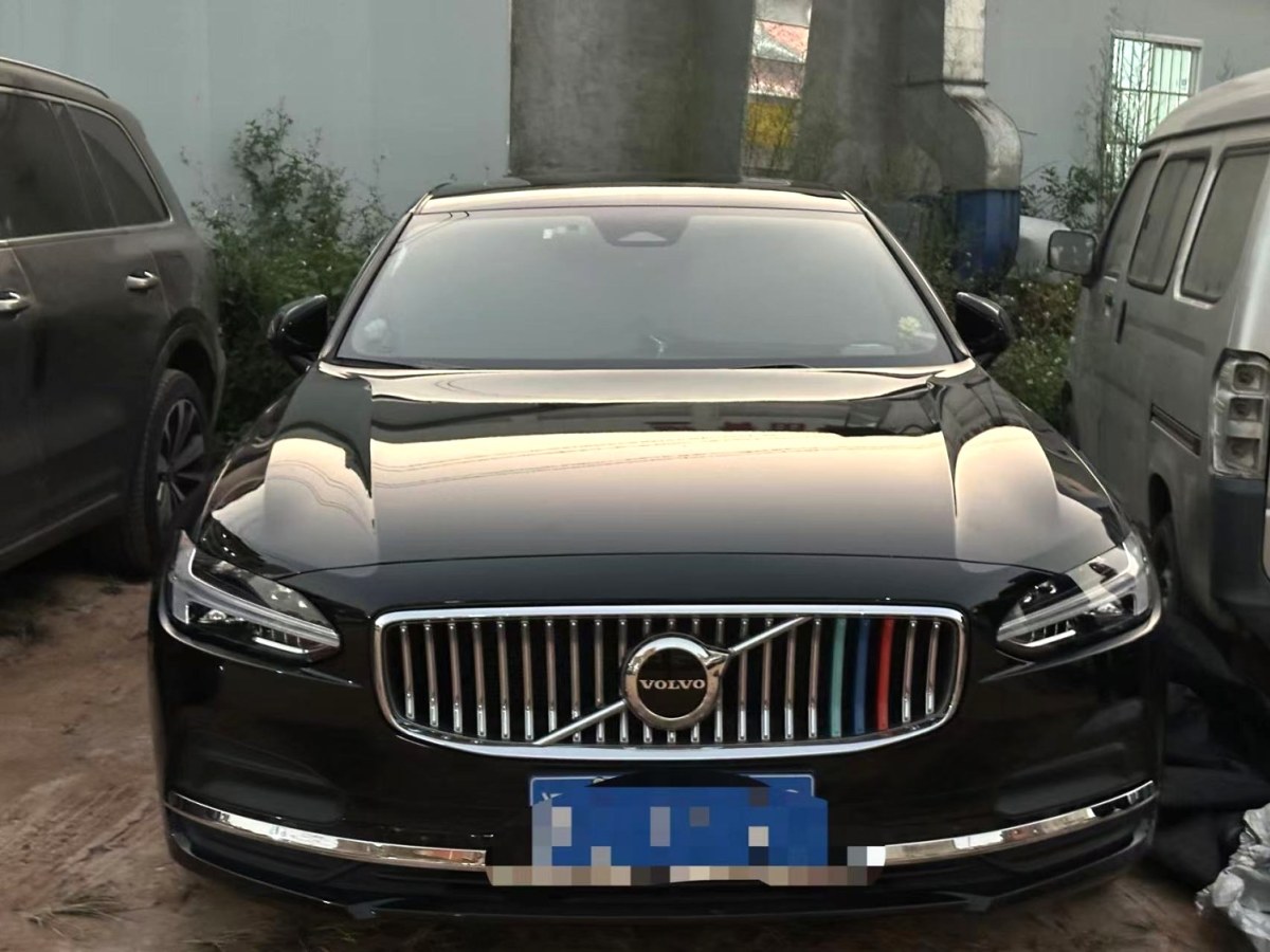 沃爾沃 S90  2023款 B5 智逸豪華版圖片