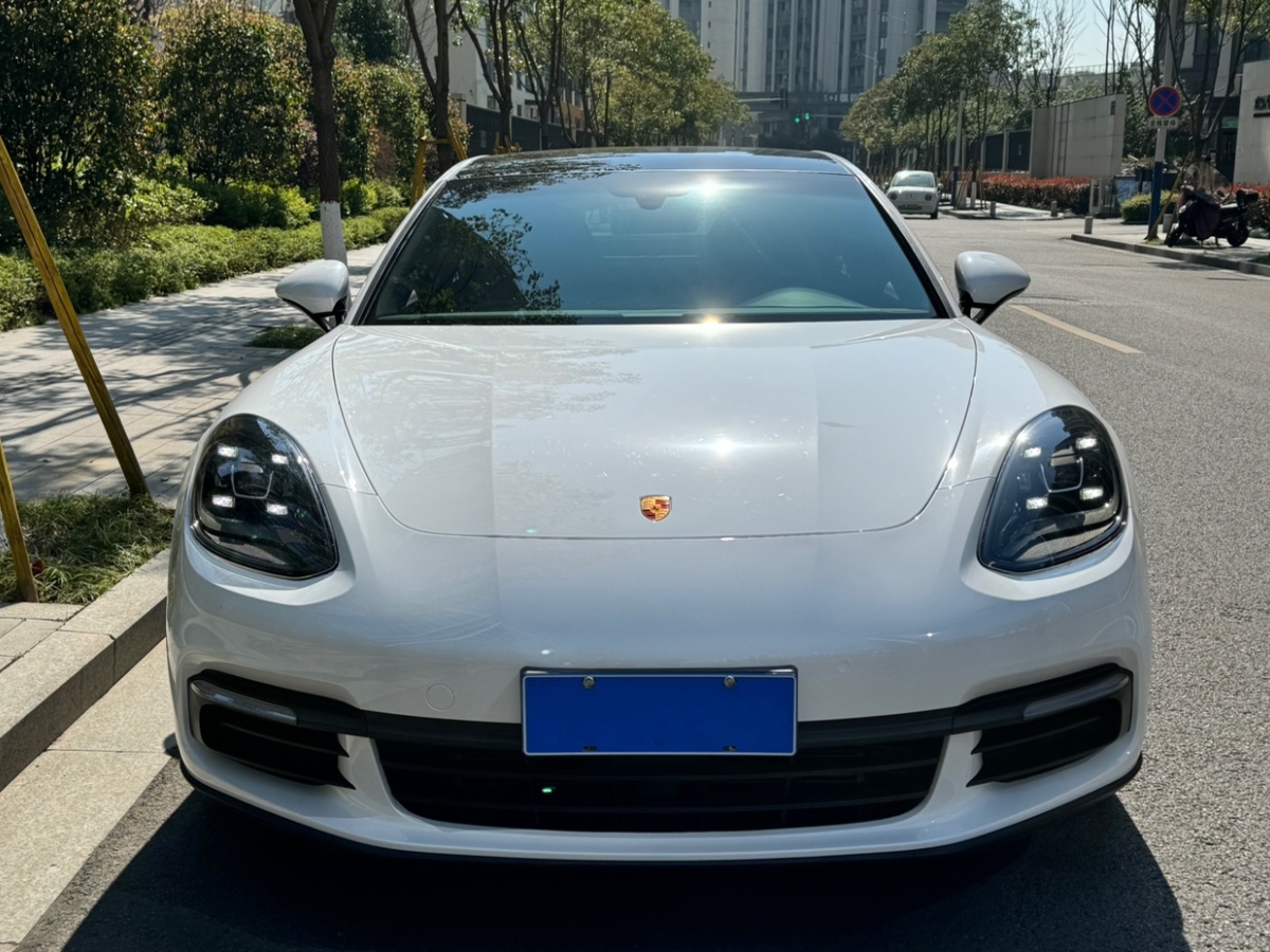 2018年8月保時(shí)捷 Panamera  2017款 Panamera 3.0T