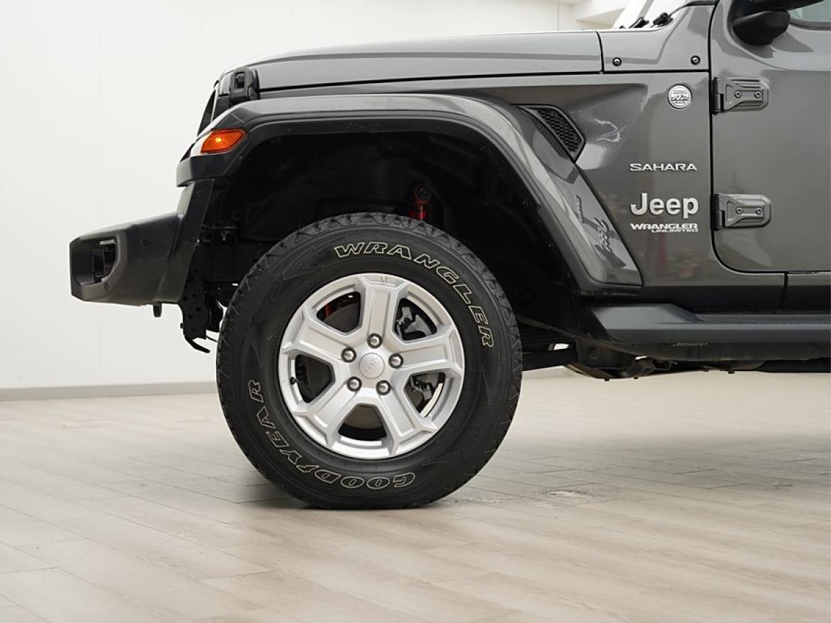 Jeep 牧馬人  2019款 2.0T Sahara 四門版 國VI圖片