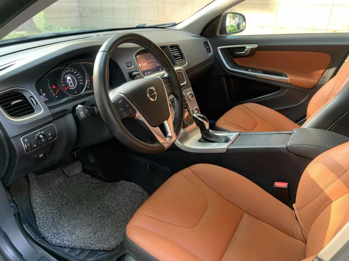 沃爾沃 S60  2018款 S60L 1.5T 智行版圖片