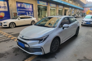 凌尚 丰田 双擎 2.0L 豪华版