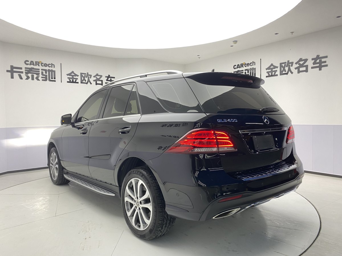 奔馳 奔馳GLE  2018款 GLE 320 4MATIC 動感型臻藏版圖片