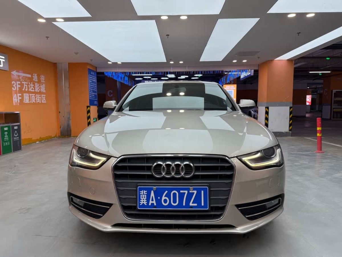 奧迪 奧迪A4L  2015款 35 TFSI 自動(dòng)標(biāo)準(zhǔn)型圖片