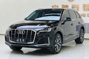 奧迪Q7 奧迪 55 TFSI quattro S line運動型