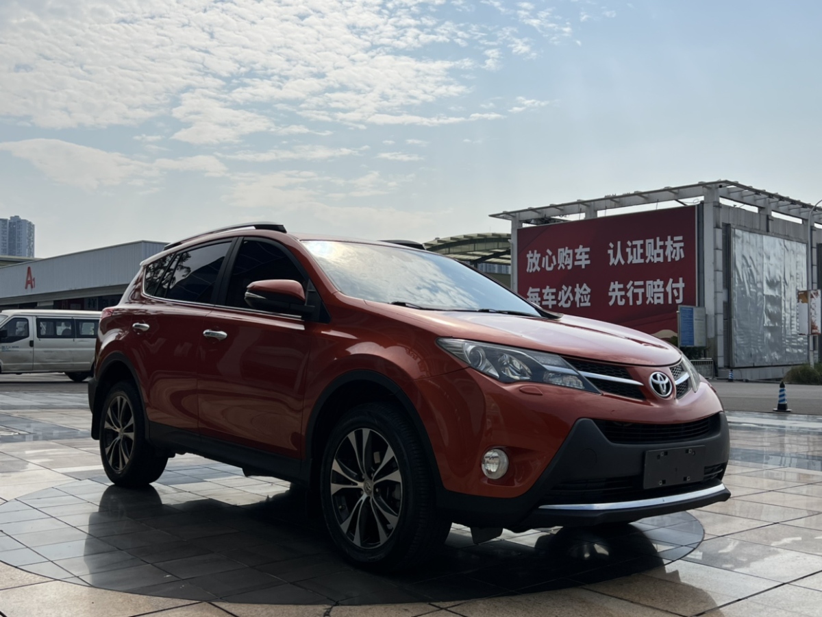 豐田 RAV4榮放  2013款 2.5L 自動(dòng)四驅(qū)尊貴版圖片