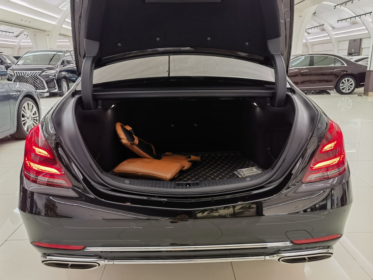 奔馳 邁巴赫S級  2020款 S 450 4MATIC 典藏版圖片