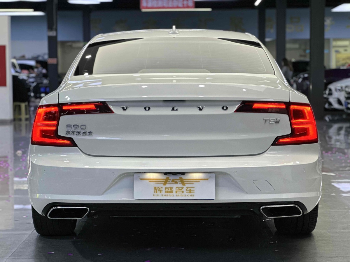 沃爾沃 S90  2020款 改款 T5 智遠(yuǎn)豪華版圖片