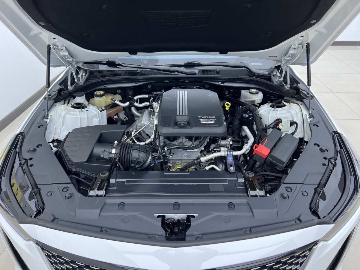 凱迪拉克 CT5  2021款 改款 28T 豪華型圖片