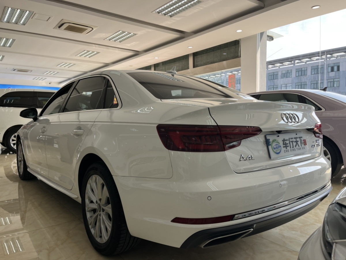 奧迪 奧迪A4L  2019款 40 TFSI 進(jìn)取型 國(guó)V圖片