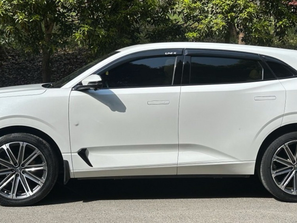 長安 長安UNI-K  2021款 2.0T 豪華型圖片