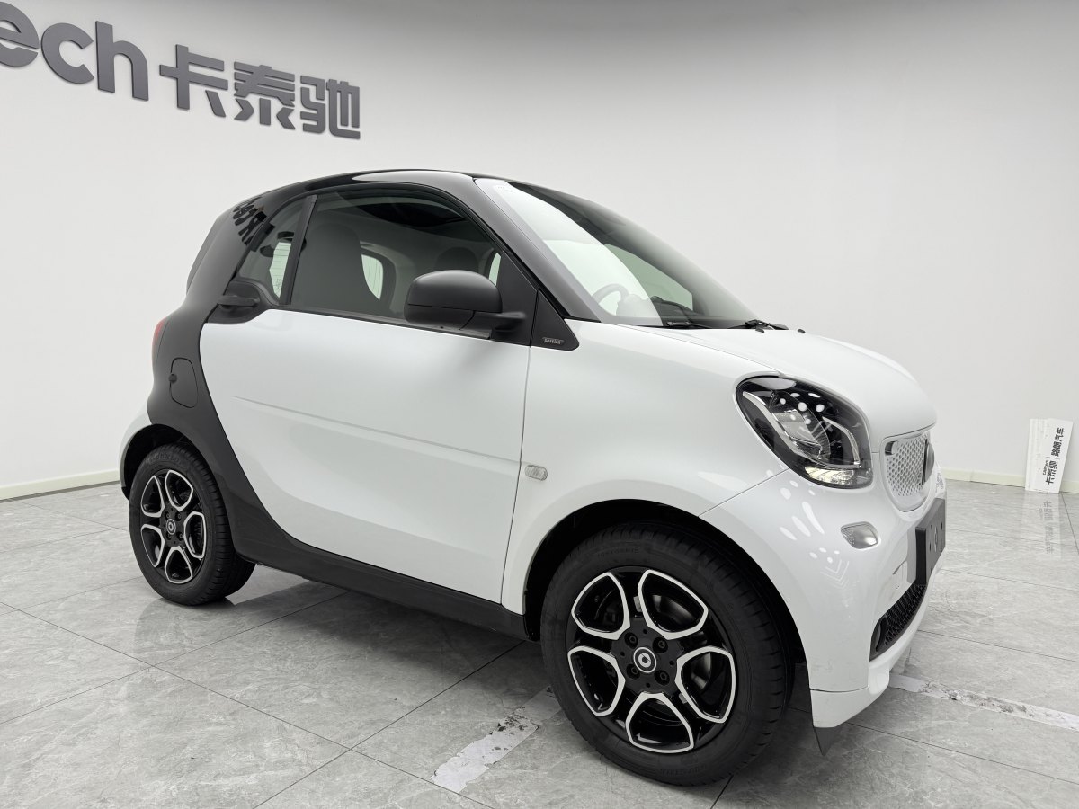 smart fortwo  2019款 0.9T 66千瓦硬頂風擎版 國VI圖片