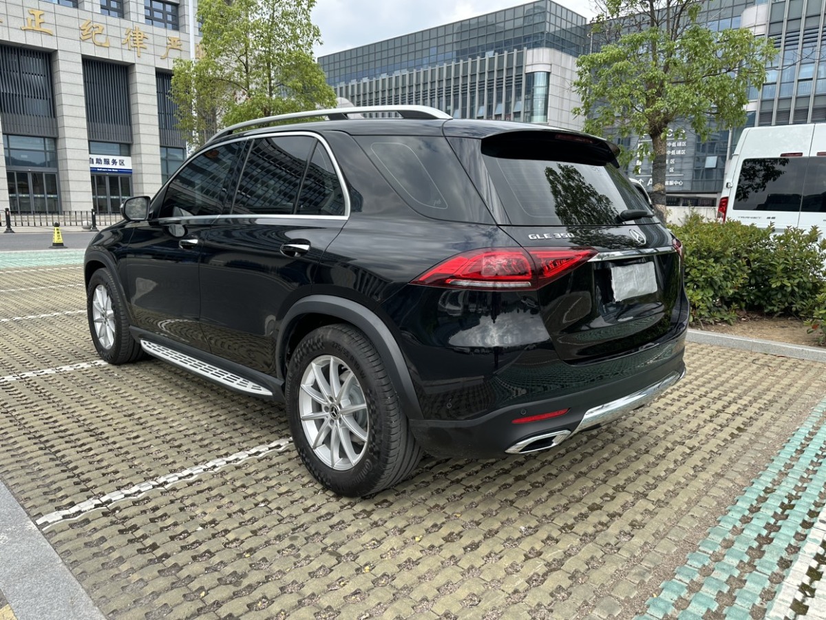 2021年11月奔馳 奔馳GLE  2021款 GLE 350 4MATIC 時尚型