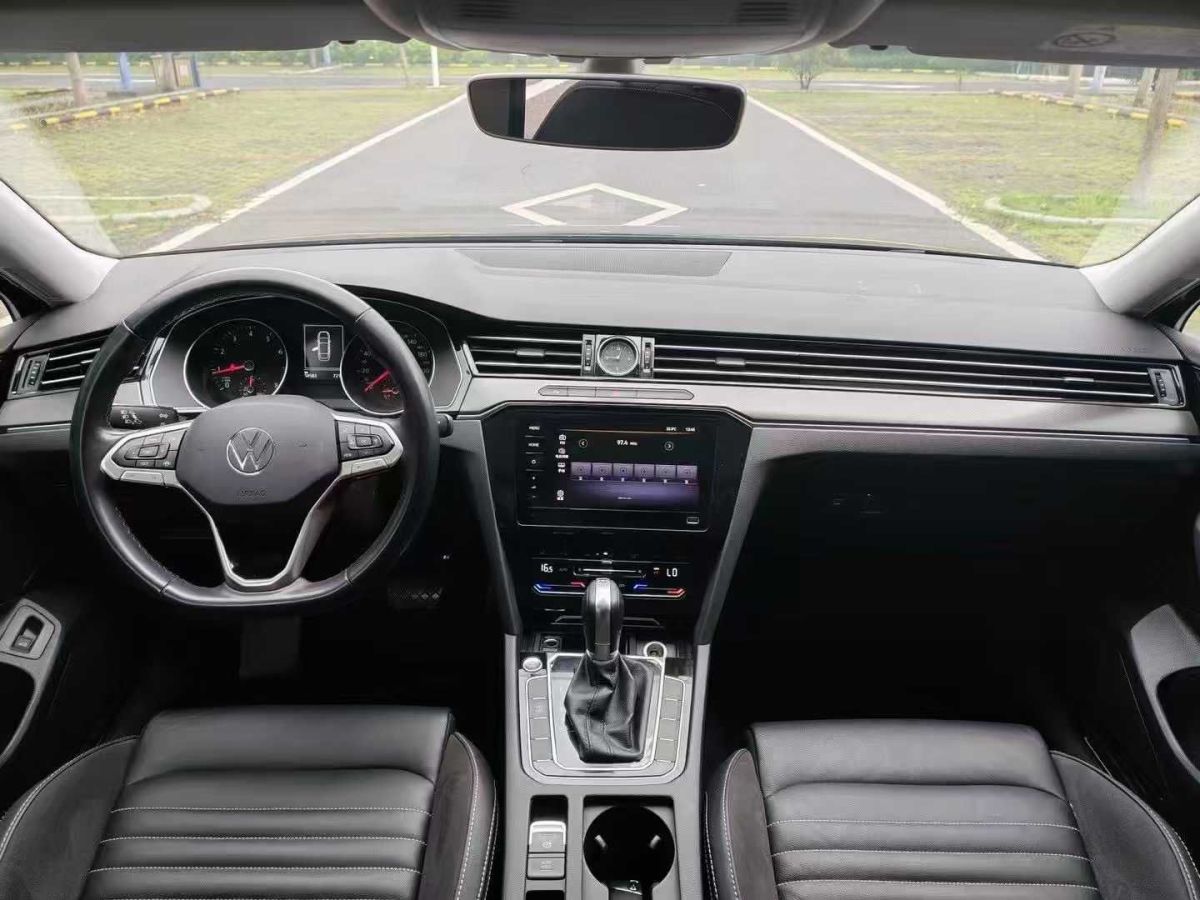 大眾 邁騰  2021款 330TSI DSG 30周年紀(jì)念版圖片