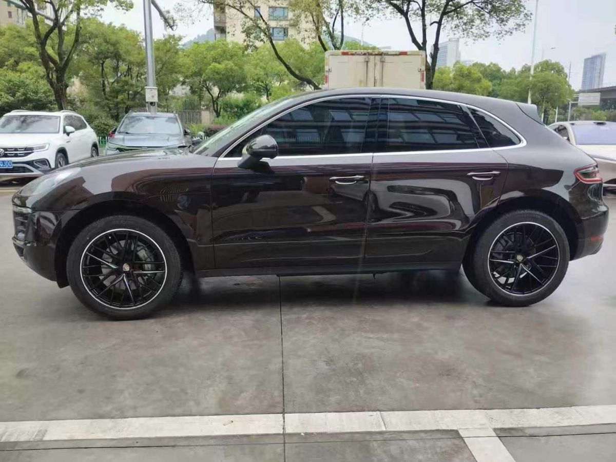 保時(shí)捷 Macan  2016款 Macan 2.0T圖片