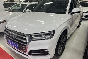 奥迪Q5L 奥迪  40 TFSI 荣享时尚型 国VI