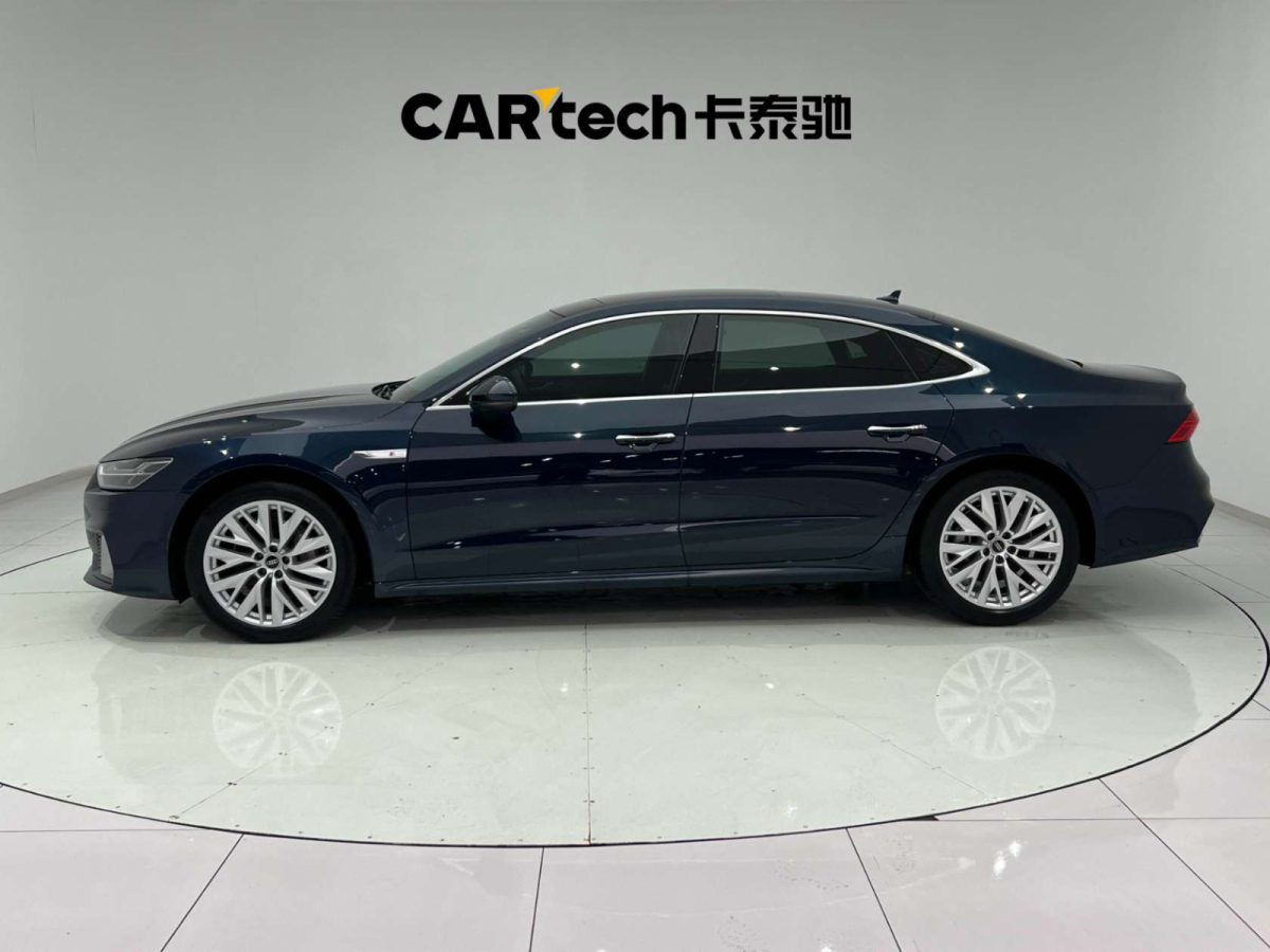 奧迪 A7L 2022款 45 TFSI S-line 筑夢型流晶套裝圖片