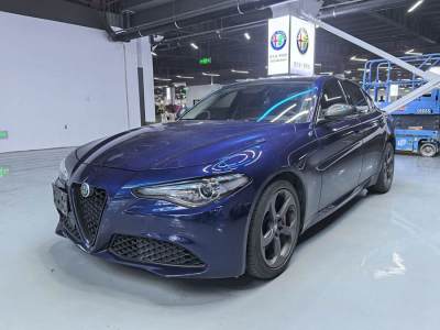 2019年8月 阿爾法·羅密歐 Giulia 2.0T 280HP 豪華運(yùn)動版圖片