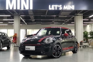 JCW MINI 2.0T JOHN COOPER WORKS