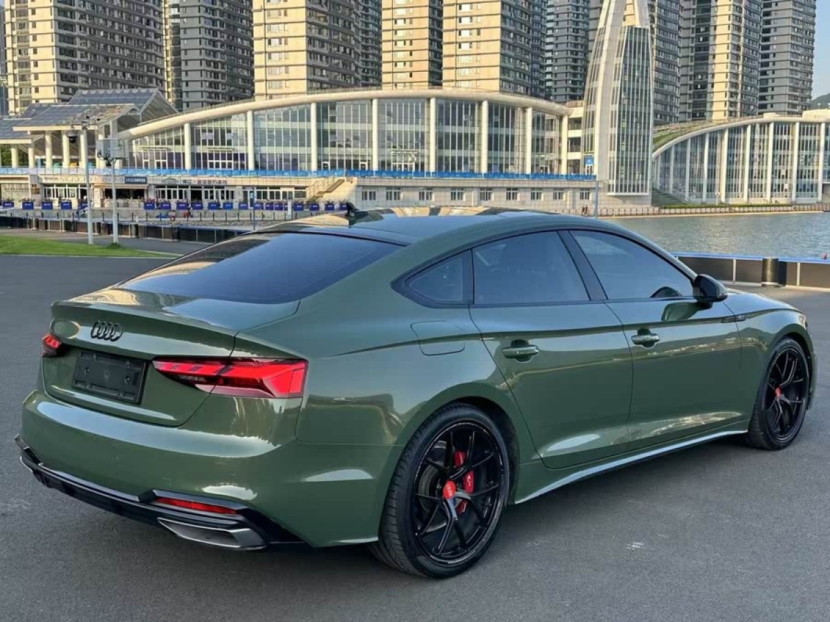 奧迪 奧迪A5  2024款 Sportback 40 TFSI quattro 豪華動(dòng)感型圖片