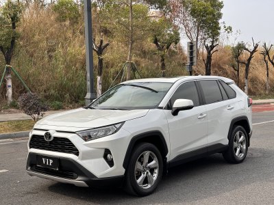 2022年10月 豐田 RAV4 榮放 2.0L CVT兩驅(qū)風尚版圖片