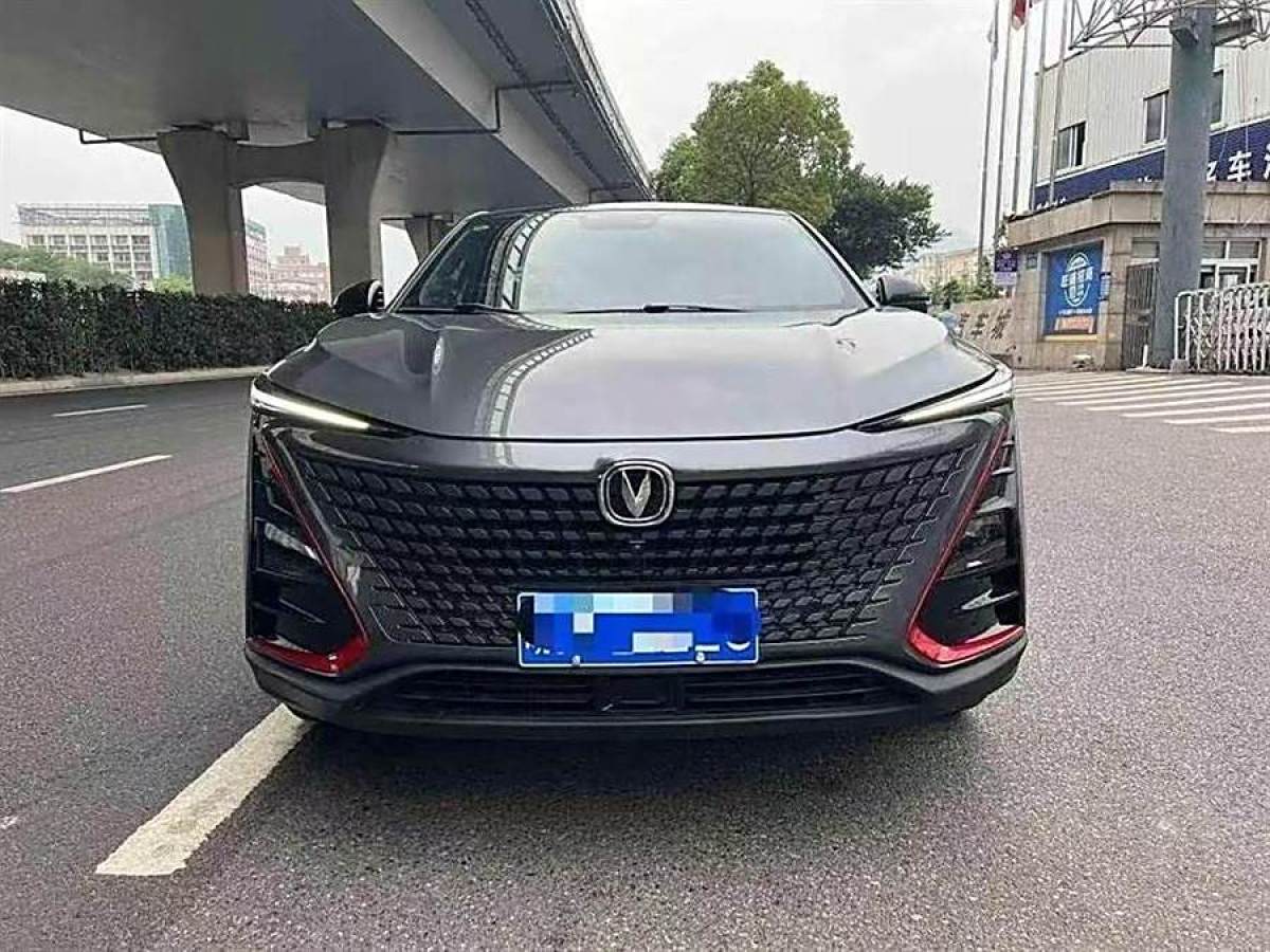 長(zhǎng)安 UNI-T  2021款 1.5T 卓越型圖片