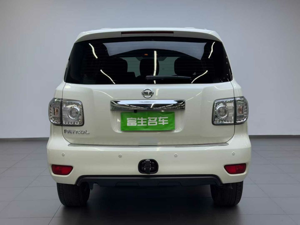 日產(chǎn) 途樂  2017款 5.6L 標(biāo)準(zhǔn)型圖片